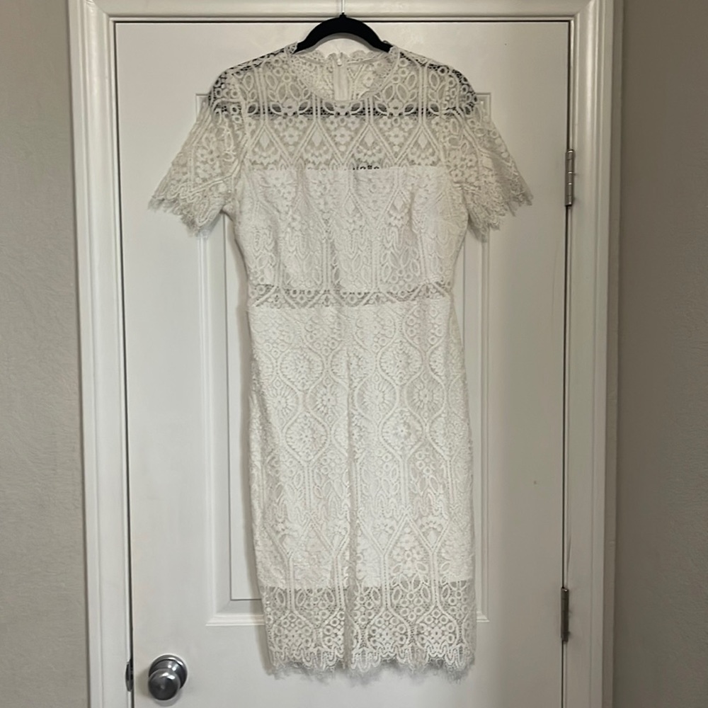 Lulus White Lace Midi Dress Large *WORN ONCE*